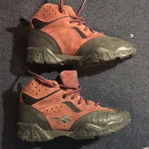 Reebok Brown hiking boots women’s size 6.5